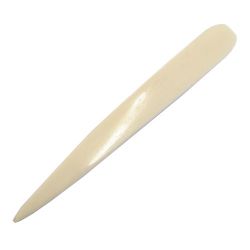 Plioir(s)/lissoir(s) en os de bovin 17cm effil�, la pi�ce